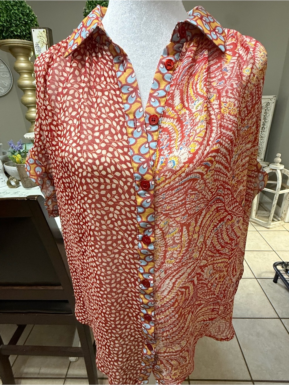 JODIFL Red Multi-Print Boho V-Neck Tunic  Size: Medium - Picture 3 of 7